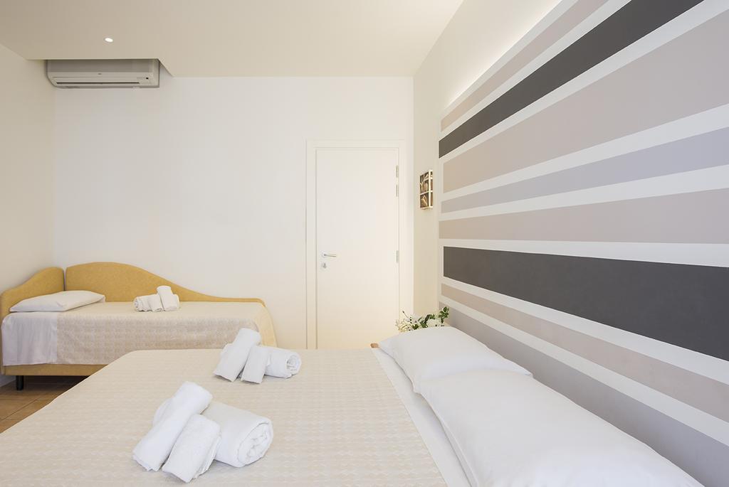 Hotel Pacific Cattolica Buitenkant foto