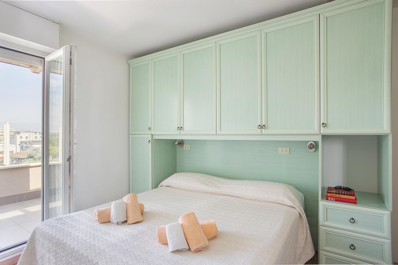Hotel Pacific Cattolica Buitenkant foto